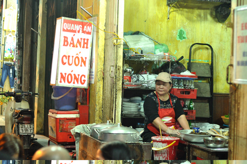 len-hang-bo-thuong-thuc-mon-banh-cuon-thit-ga-9