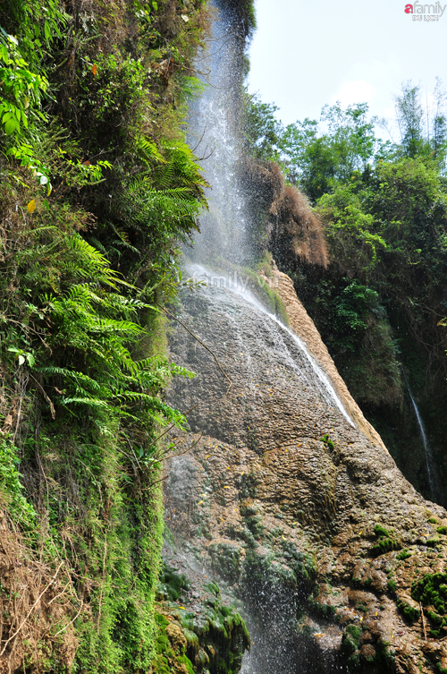 mua-he-toi-cao-nguyen-moc-chau-dung-quen-den-thac-dai-yem-3