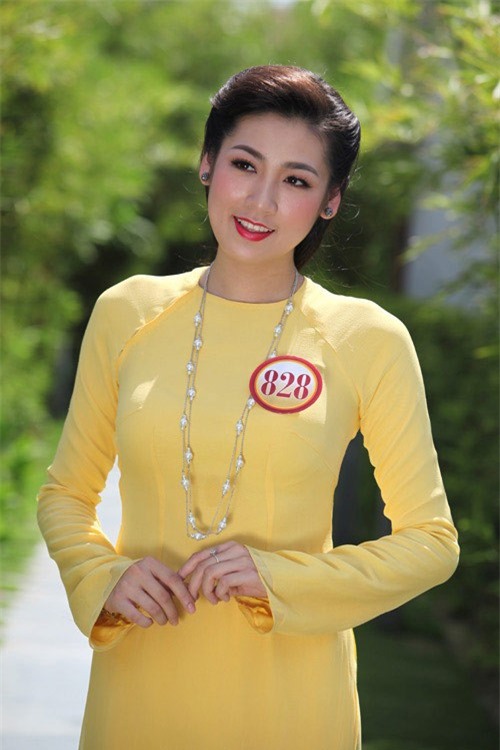 my-nhan-viet-co-khuon-mat-yeu-ngay-tu-cai-nhin-dau-tien-14