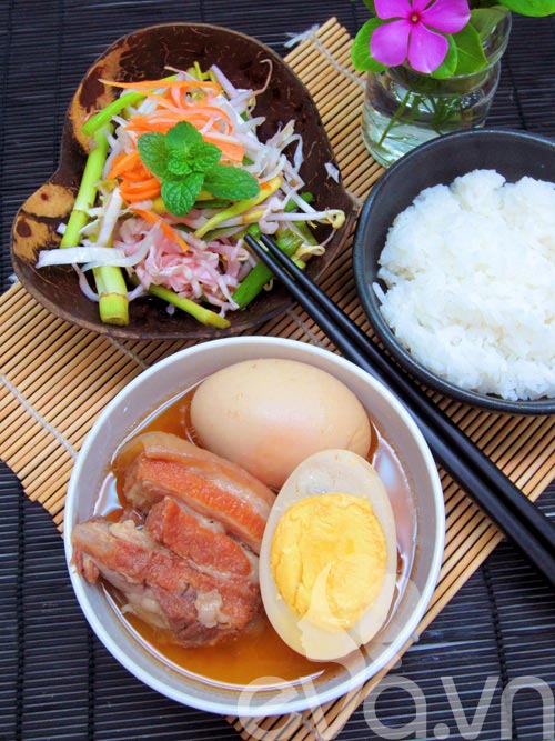 nau-thit-kho-tau-chuan-huong-vi-tet-mien-nam-6