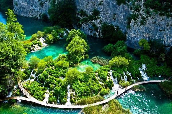 ngam-thien-nhien-tuyet-my-cua-ho-than-tien-plitvice-2