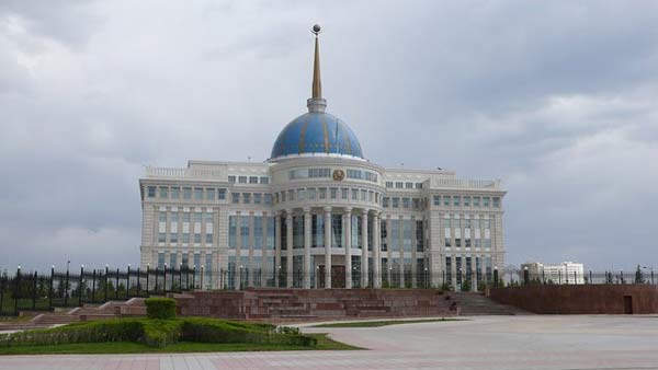 ngo-ngang-lac-buoc-thu-do-astana-11