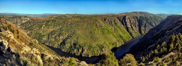 ngo-ngang-tien-canh-noi-hem-nui-ribeira-sacra-14