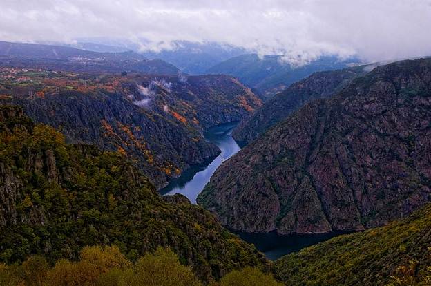 ngo-ngang-tien-canh-noi-hem-nui-ribeira-sacra-5