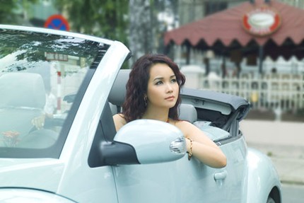 nhung-cap-doi-chong-thap-vo-cao-cua-showbiz-viet-12