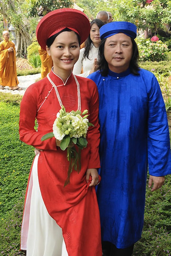 nhung-co-dau-cua-showbiz-viet-dien-ao-dai-trong-ngay-cuoi-hoi-8