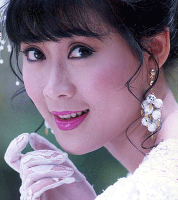 nhung-doi-mat-nai-tho-ngay-cua-showbiz-7