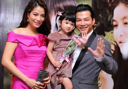 nhung-gia-dinh-sao-ven-toan-nhat-showbiz-viet-3