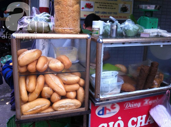 nhung-hang-banh-mi-ngon-noi-tieng-ha-noi-1