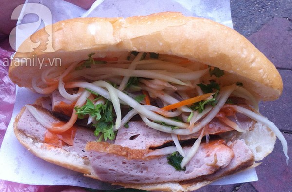 nhung-hang-banh-mi-ngon-noi-tieng-ha-noi-2