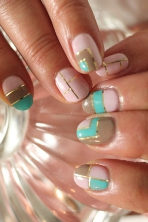 nhung-mau-nail-art-hop-thoi-trang-cho-he-2012-11