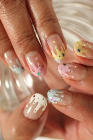 nhung-mau-nail-art-hop-thoi-trang-cho-he-2012-8