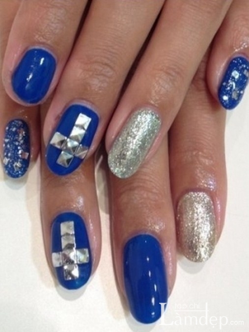 nhung-mau-nail-nail-bold-chic-cho-mua-dong-2012-4