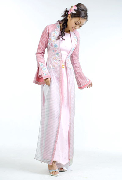 nhung-sac-mau-ao-dai-viet-cho-co-dau-2012-13