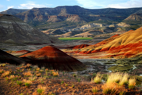 painted-hills-ngon-doi-da-mau-sac-1