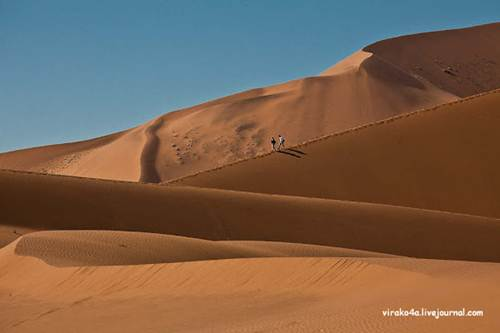 sa-mac-namib-nhung-duong-cong-tuyet-my-cua-thien-nhien-10