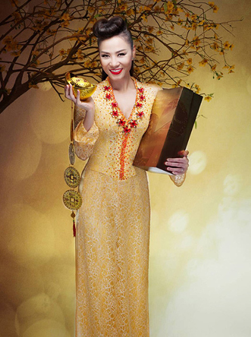 sao-viet-xung-xinh-ao-dai-chao-xuan-2013-14