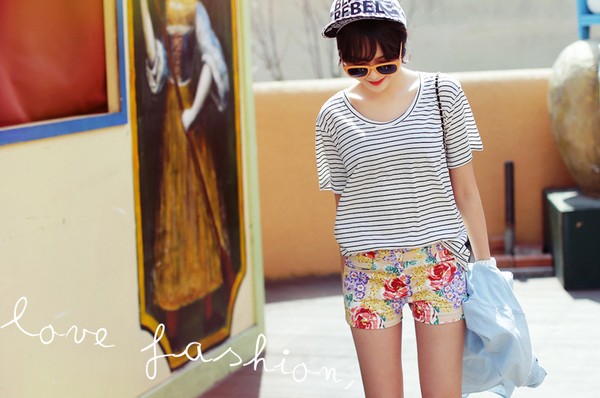 shorts-hoa-tiet-bat-mat-cho-ngay-mua-am-dam-5