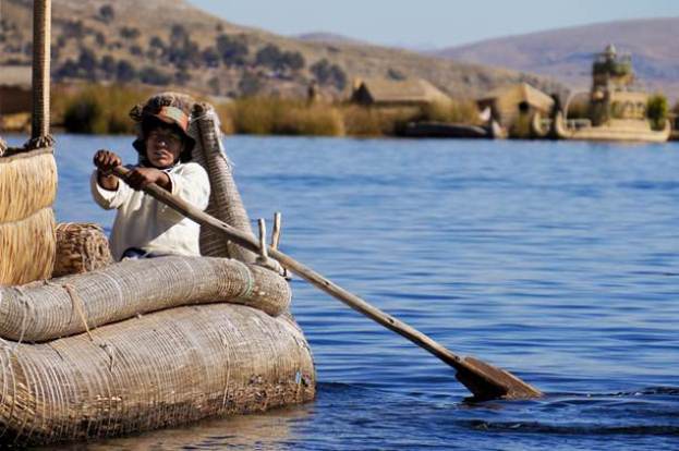 sung-so-ve-dep-reed-boat-o-ho-titicaca-12