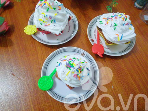 tap-lam-cupcakes-kem-tuoi-nao-11