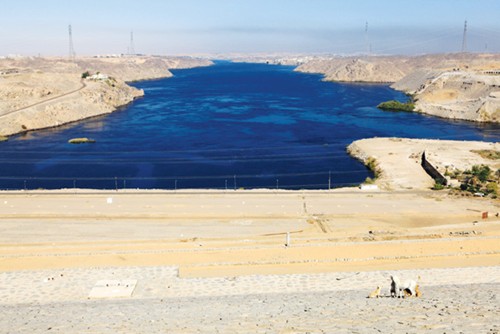 tham-thanh-pho-aswan-noi-chau-phi-bat-dau-1