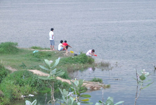 tham-u-nhung-cai-chet-quanh-ho-ma-am-1