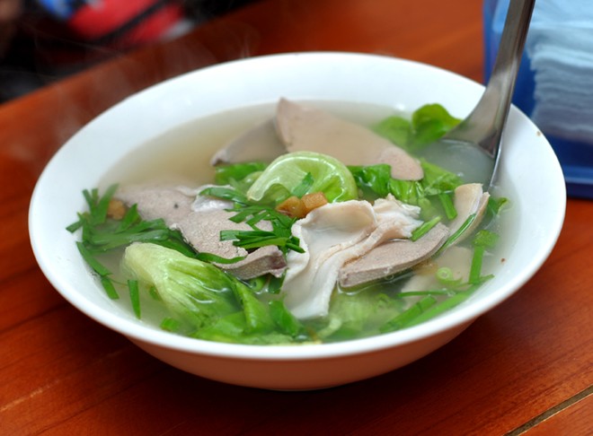 thu-cac-mon-my-o-quan-co-tieng-sieu-dat-pho-to-hieu-3