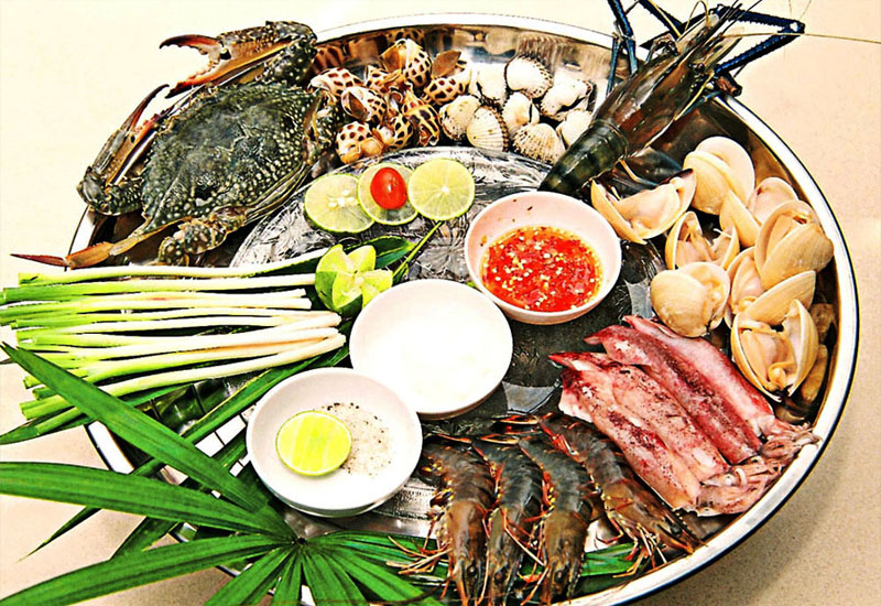 thuc-don-cho-bua-tiec-cuoi-ngon-mieng-va-sang-trong-16