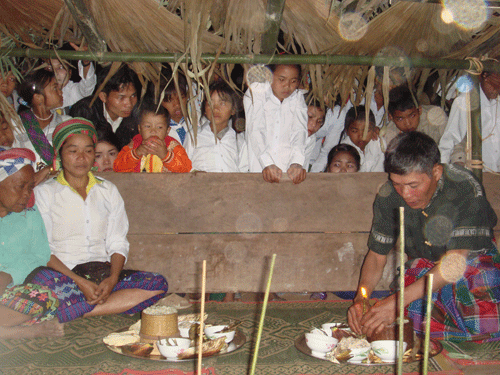 toc-nguoi-ma-coong-va-le-hoi-dap-trong-ram-thang-gieng-3