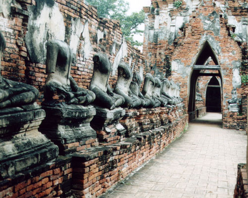 toi-tham-ayutthaya-dat-phat-cua-thay-tro-duong-tang-2