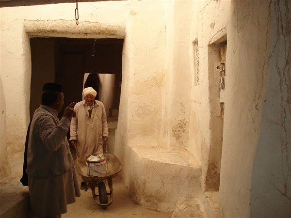 trai-nghiem-cuoc-song-noi-sa-mac-ghadames-7