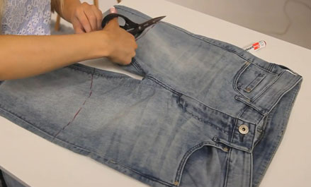 tu-lam-quan-shorts-denim-sanh-dieu-2