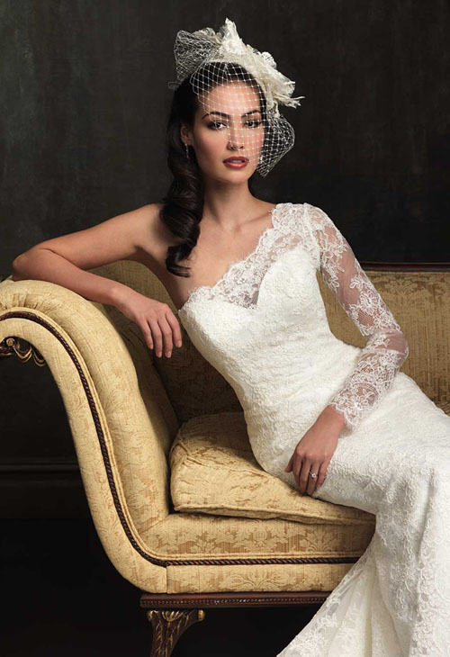 vay-cuoi-hang-trung-cua-allure-bridals-8