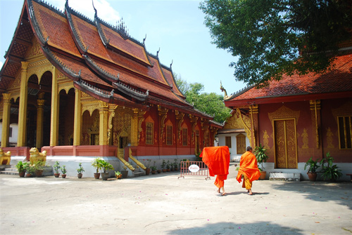 ve-dep-binh-yen-cua-co-do-luang-prabang-5