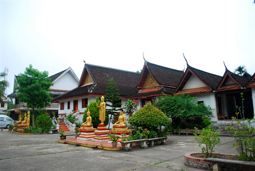 ve-dep-binh-yen-cua-co-do-luang-prabang-7