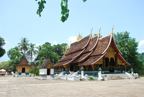 ve-dep-binh-yen-cua-co-do-luang-prabang-8