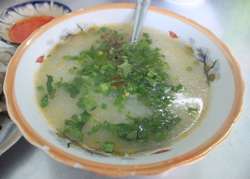 ve-pleiku-an-chao-long-banh-hoi-5