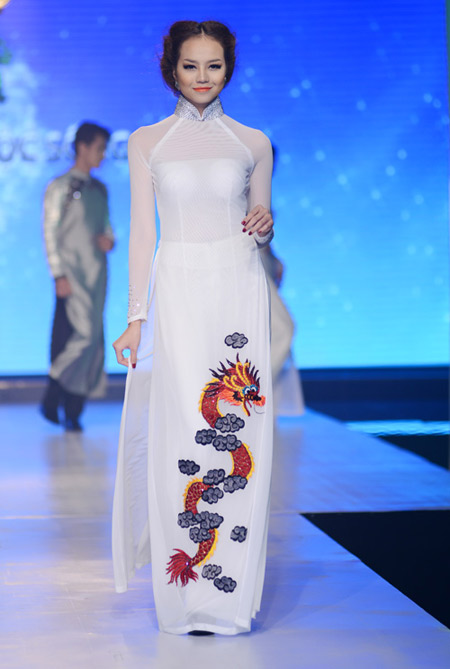 xu-huong-ao-dai-cuoi-thu-dong-2012-9