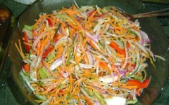 Làm Salad dưa chuột như thế nào?