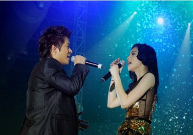 Giúp bạn 4 ngôi sao đa tình nhất showbiz Việt