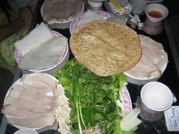 Giúp bạn Ba món cuốn thanh mát cho ngày nắng nóng ở Hà Nội