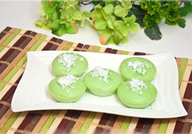 Giúp bạn Bánh cupcake lá dứa thơm ngon