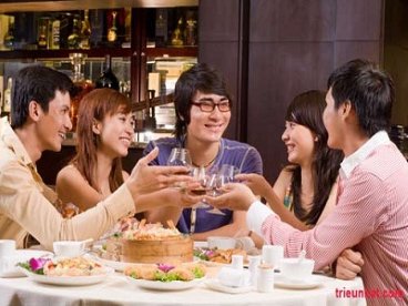 Giúp bạn Bí quyết ăn uống tại nhà hàng dịp cuối năm