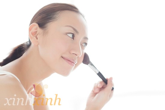 Giúp bạn Bí quyết để make up nhẹ nhàng thanh thoát?