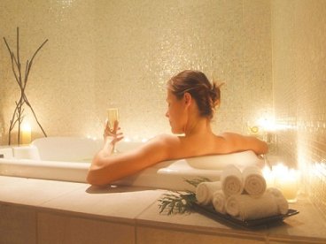 Giúp bạn Bí quyết giảm stress với các liệu pháp tắm và spa tại nhà