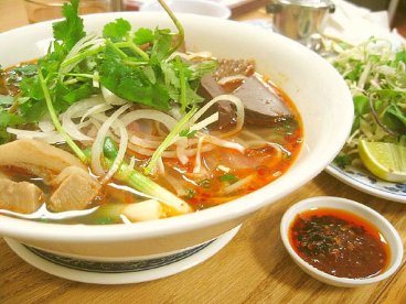 Giúp bạn Các quán bún bò Huế ngon và nổi tiếng nhất tại thành phố Hồ Chí Minh