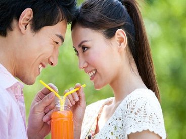 Giúp bạn Cách khôi phục tình yêu trong đời sống vợ chồng