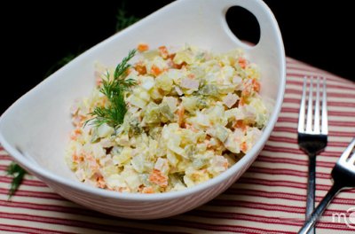 Giúp bạn Cách làm salad Nga cực dễ