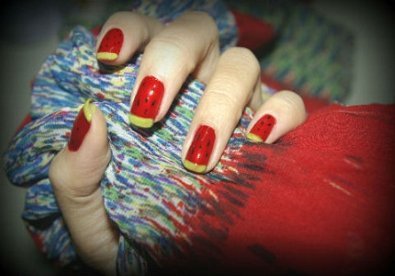 Cách vẽ nail dưa hấu “ngon tuyệt”