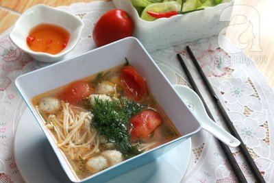 Giúp bạn Canh chua cá viên thơm ngon đậm vị